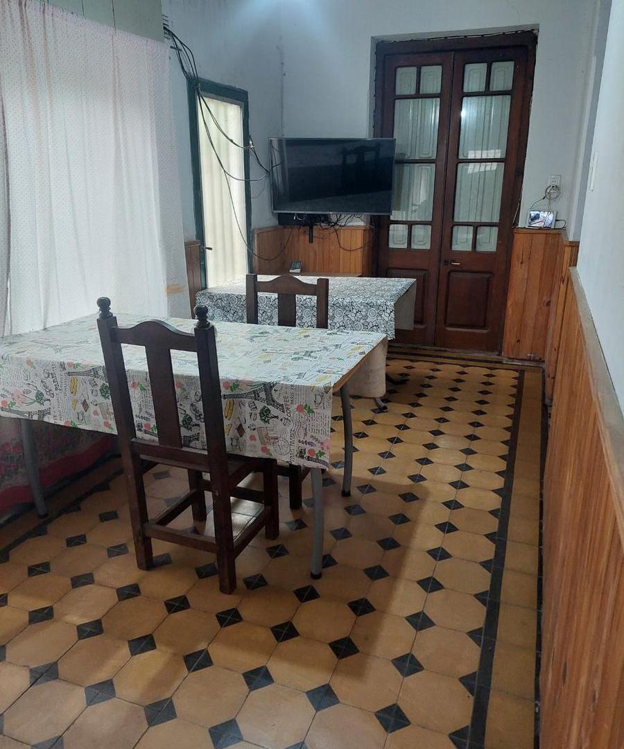 Foto de VENTA - CASA TRES DORMITORIOS CON COCHERA - CASILDA, imagen 3