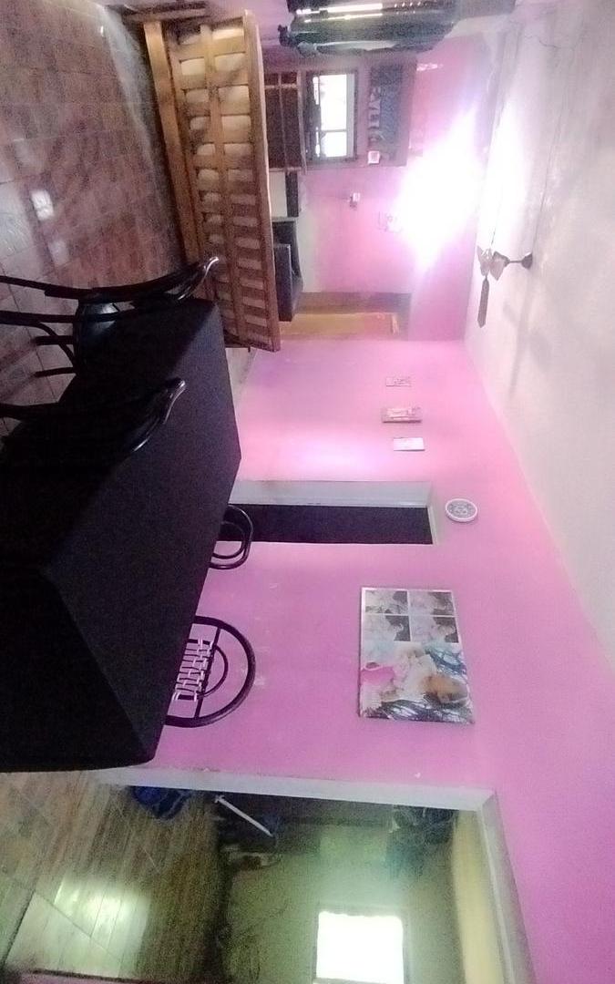Foto de VENTA - CASA DOS DORMITORIOS Y GRAN LOTE A RECICLAR - VILLA CONSTITUCIÓN, imagen 1