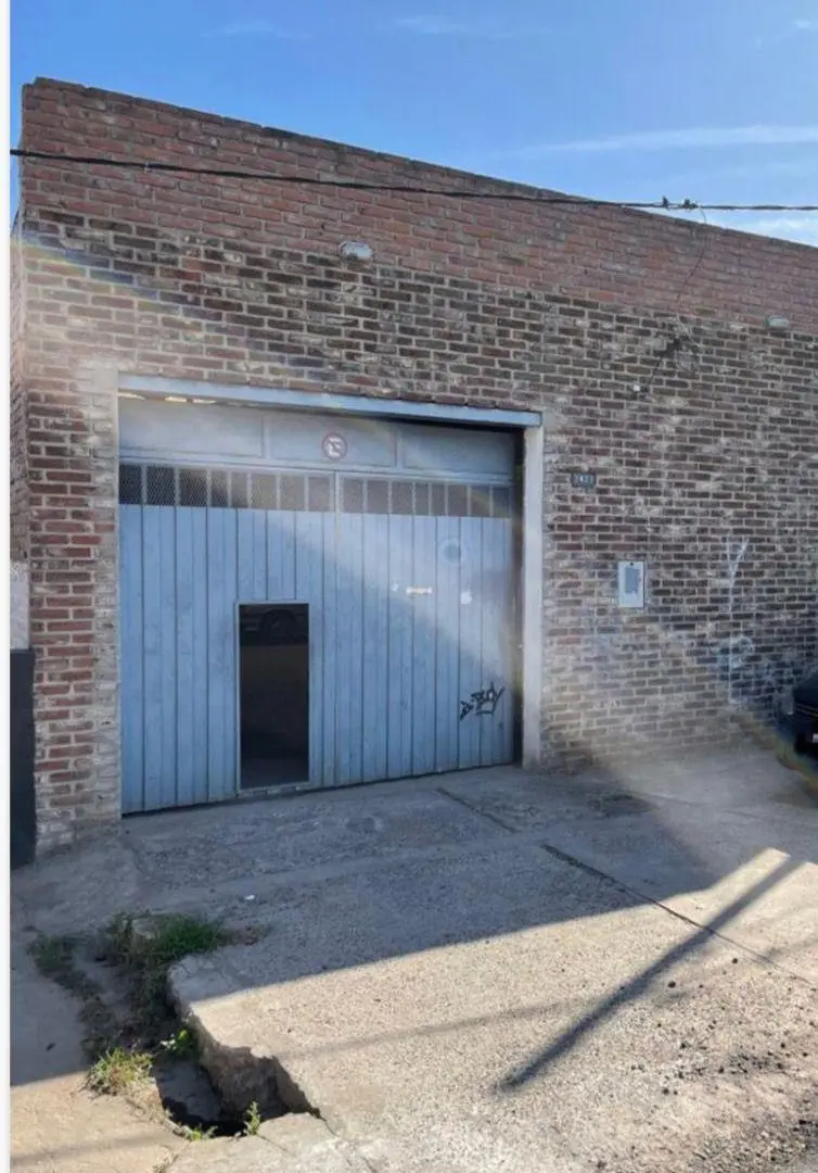 VENTA - GALPON EN ZONA SUR / TIRO SUIZO 6