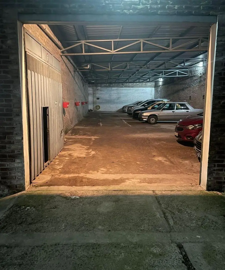 VENTA - GALPON EN ZONA SUR / TIRO SUIZO 3