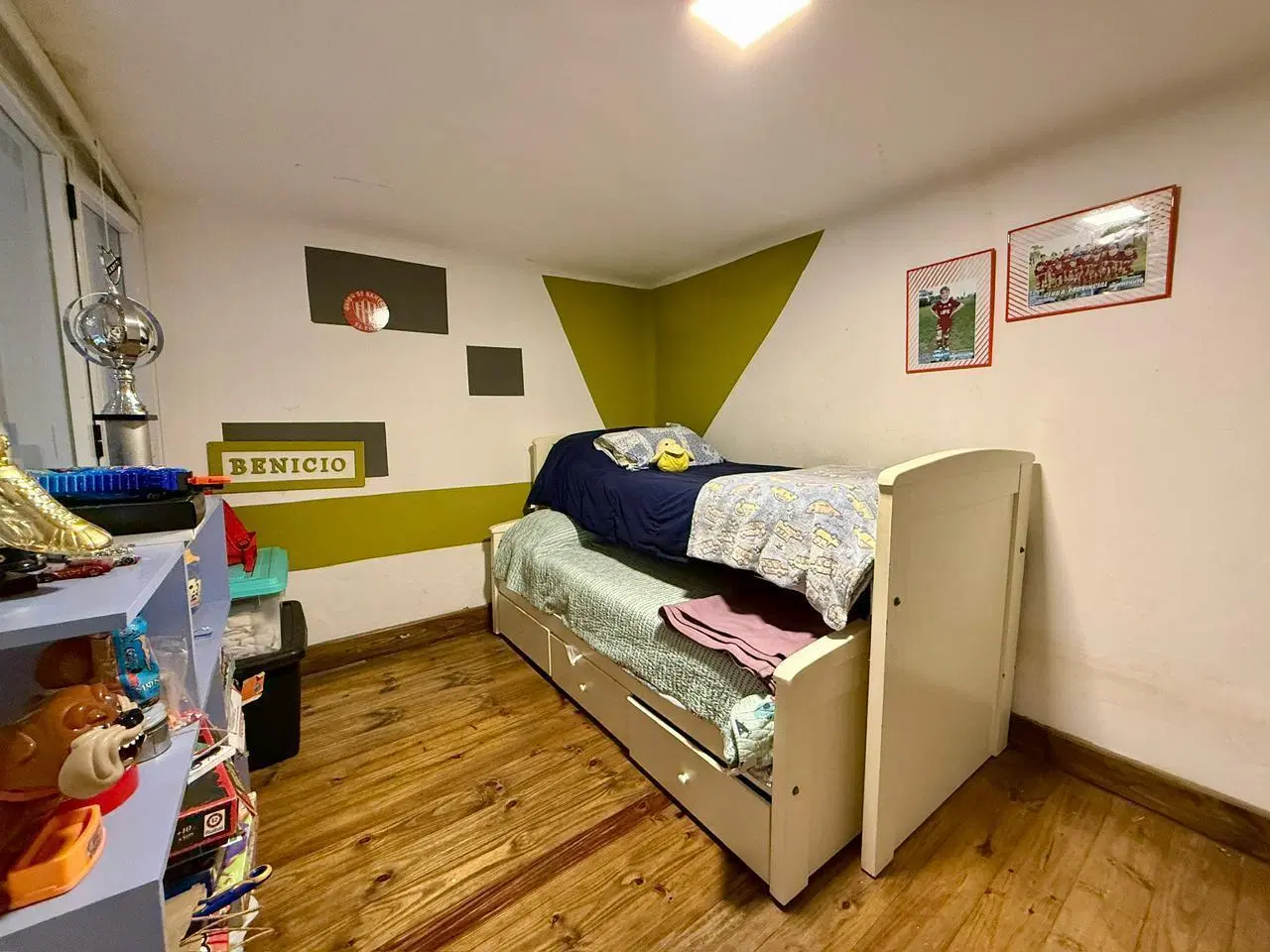 VENTA - CASA PASILLO DE 2 DORMITORIOS CON QUINCHO CERRADO Y TERRAZA - CENTRO 5