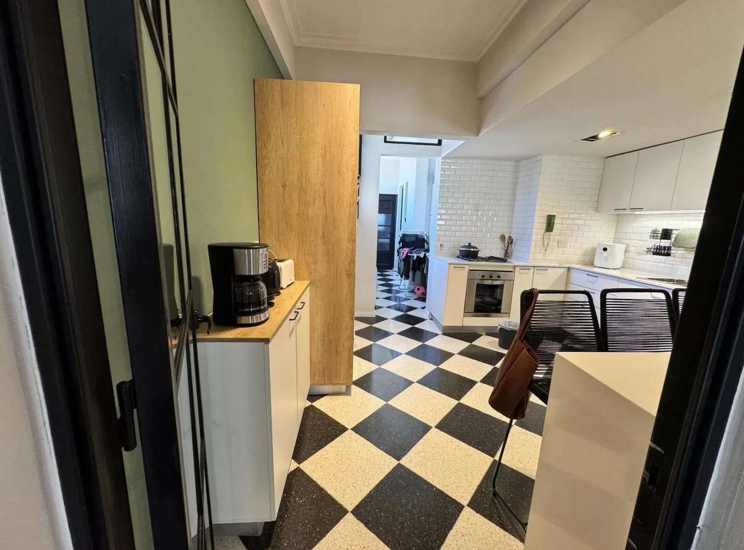 VENTA - SEMI PISO 2 DORMITORIOS COMODIN Y COCHERA - BARRIO LOURDES 4