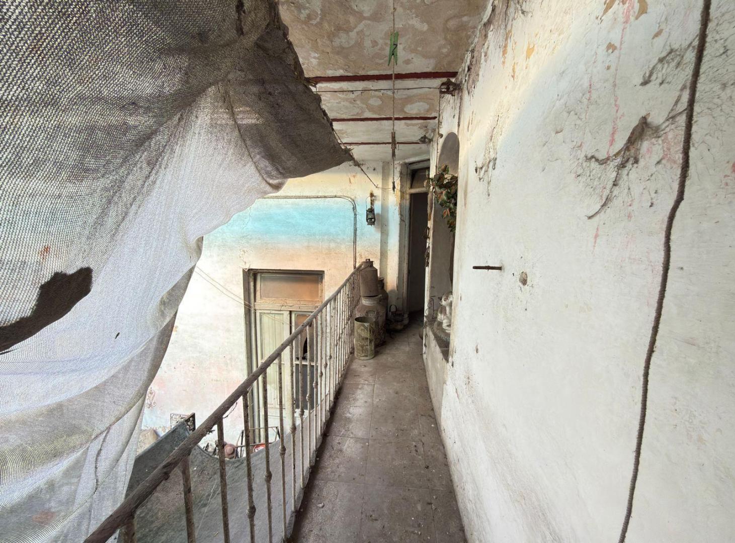Foto de VENTA - LOCAL COMERCIAL CON VIVIENDA INTERNA - ABASTO, imagen 3