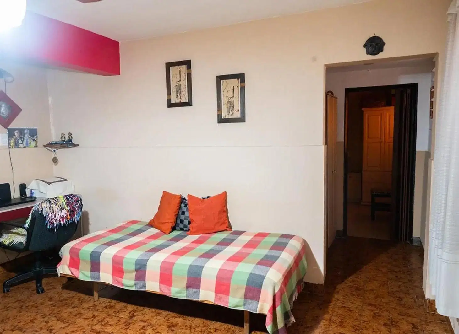 Venta - Departamento de pasillo de 3 dormitorios - Pichincha 5