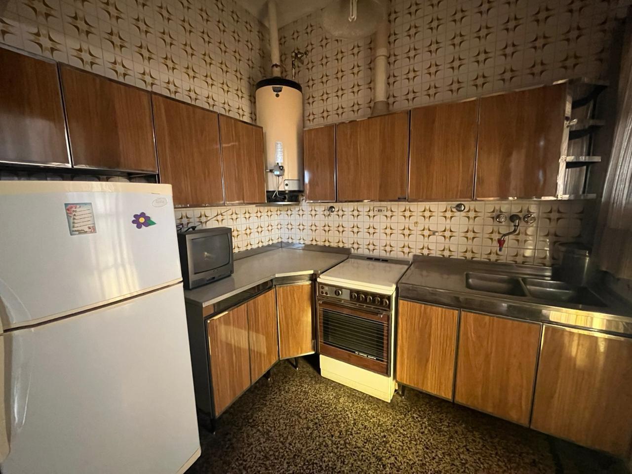 Foto de VENTA - CASA EN PLANTA ALTA 2 DORMITORIOS - LUIS AGOTE, imagen 4
