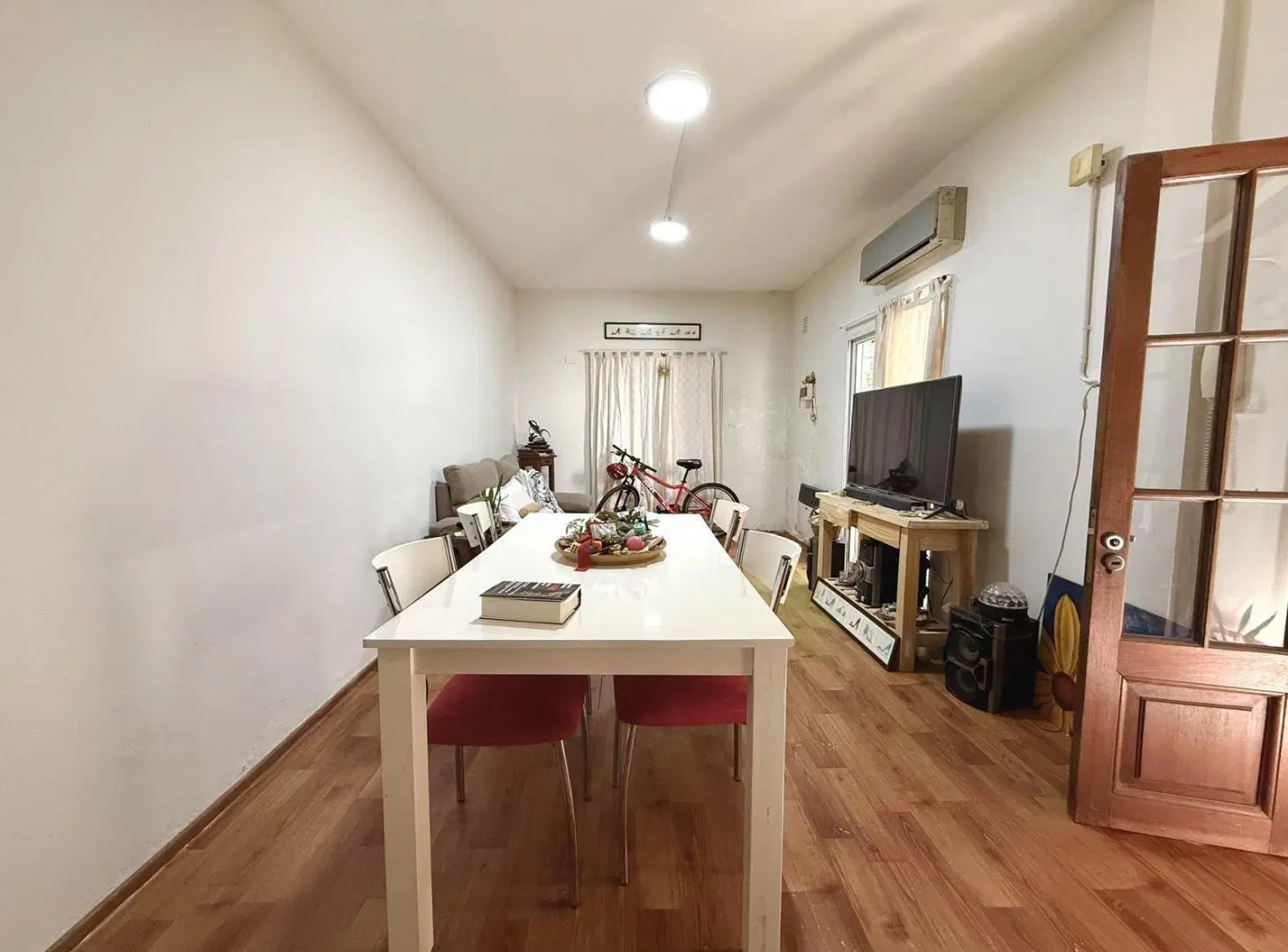 VENTA - DEPARTAMENTO DE PASILLO 2 DORMITORIOS CON PATIO - BARRIO MARTIN 2