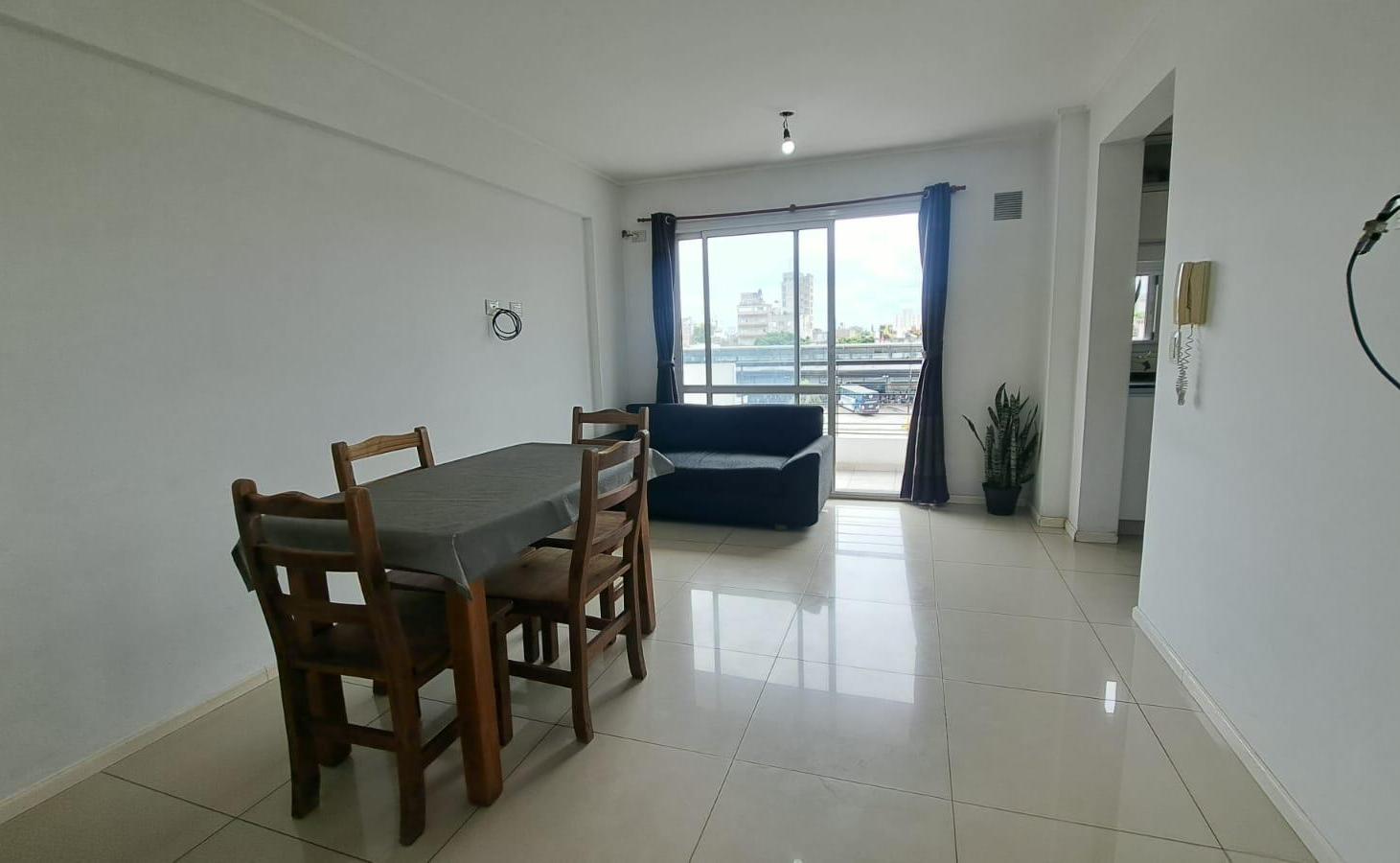 Foto de VENTA - DEPARTAMENTO 1 DORMITORIO CON BALCÓN - ECHESORTU, imagen 4