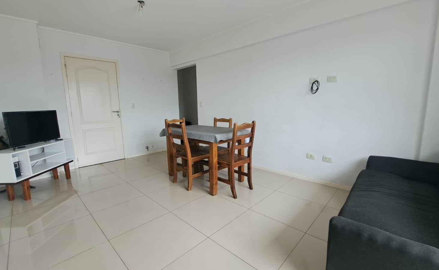 Foto de VENTA - DEPARTAMENTO 1 DORMITORIO CON BALCÓN - ECHESORTU, imagen 1