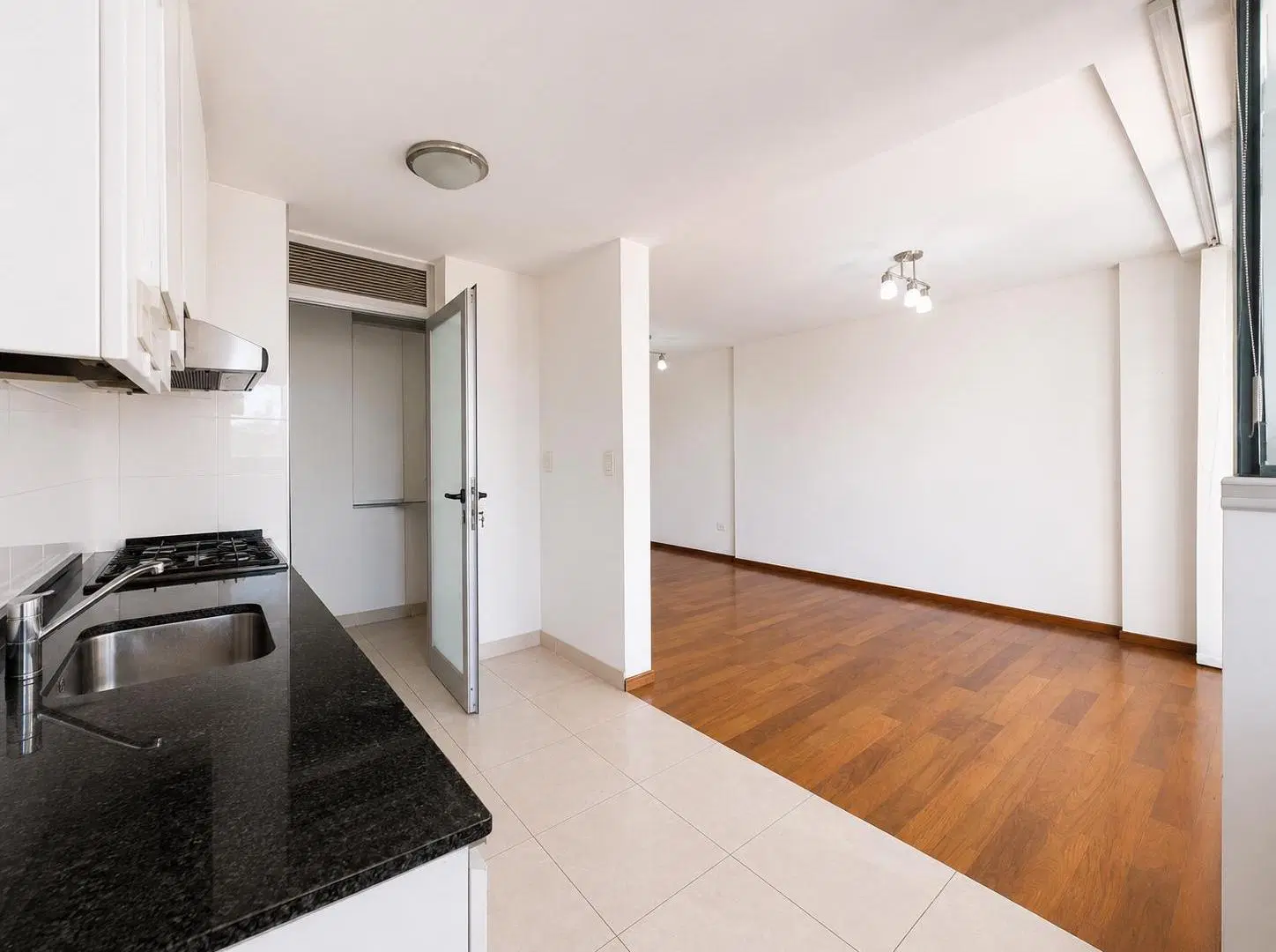 VENTA - DEPARTAMENTO 2 DORMITORIOS CON COCHERA Y AMENITIES - LOURDES 5