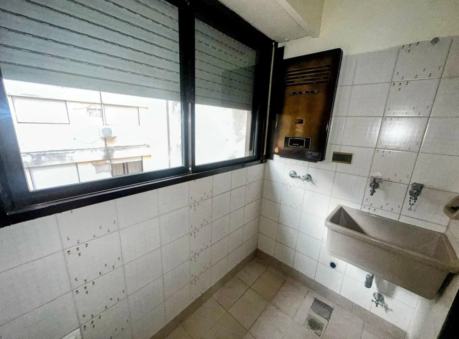 VENTA - DEPARTAMENTO 1 DORMITORIO - COCHERA Y BAULERA - CENTRO 1