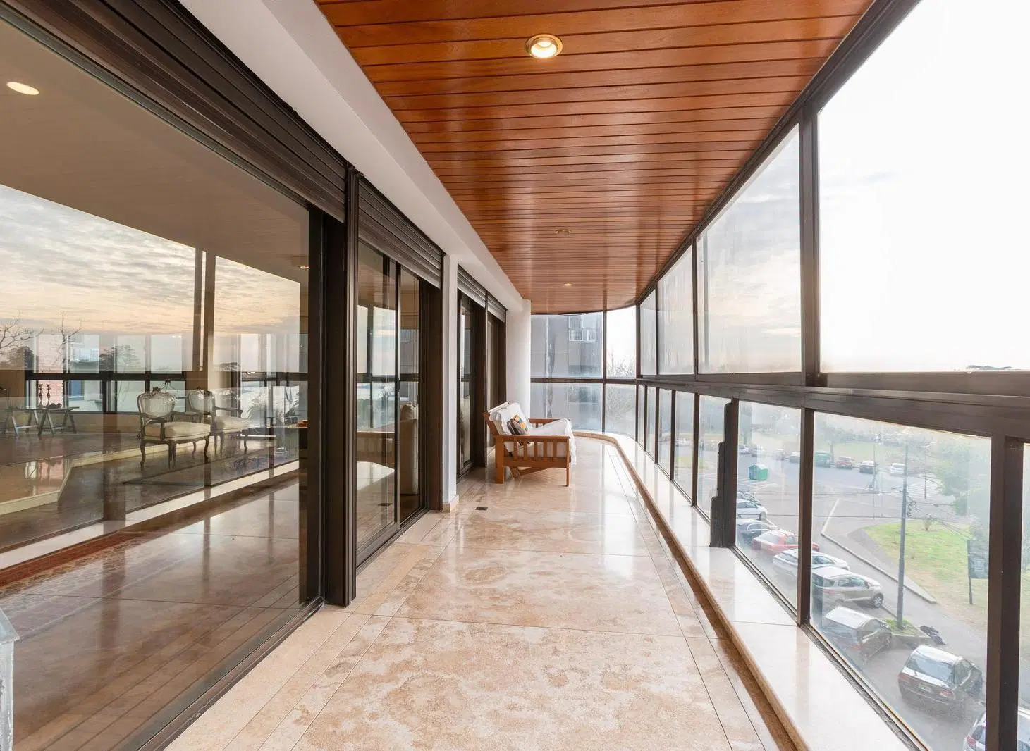 VENTA - DEPARTAMENTO 4 DORMITORIOS, VISTA AL RIO, COCHERA Y AMENITIES - MARTIN 3