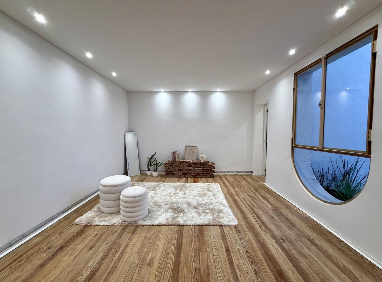 Foto de VENTA - PH DE 2 DORMITORIOS + COMODIN - ZONA CENTRO, imagen 5