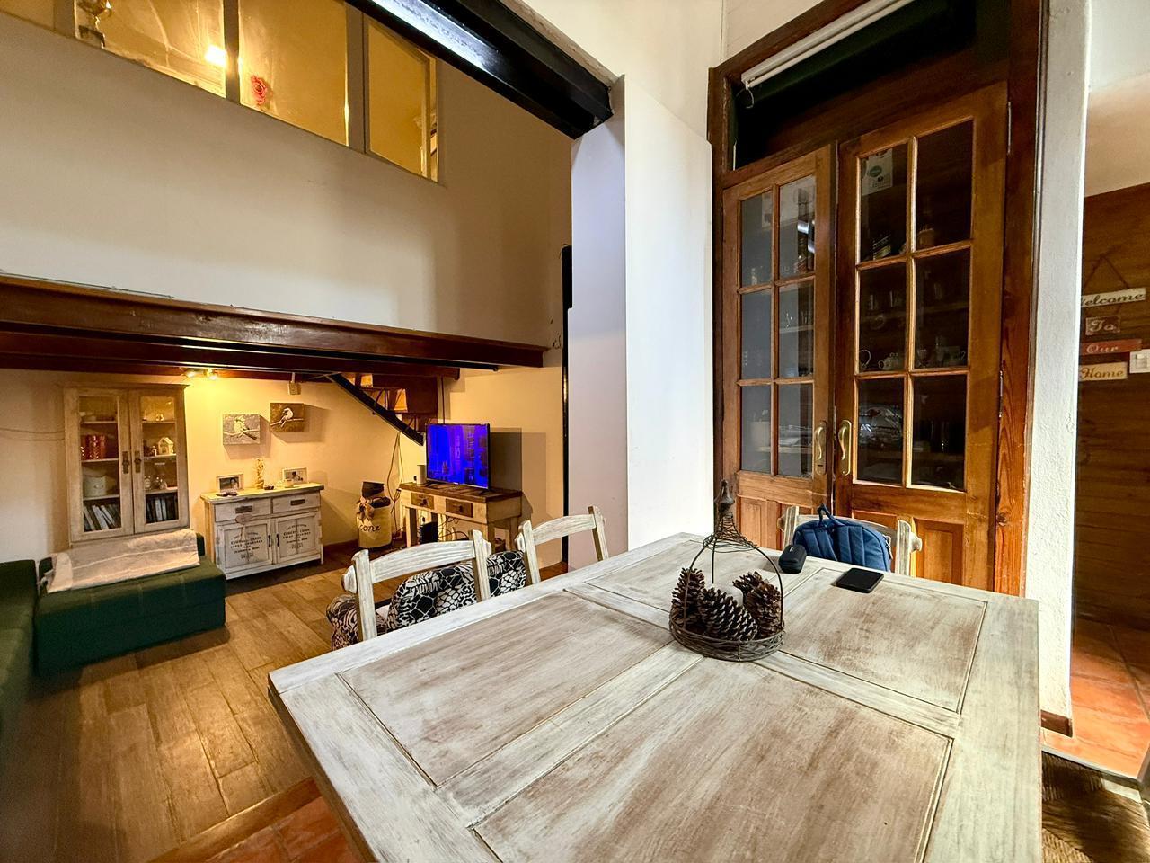 Foto de VENTA - CASA PASILLO DE 2 DORMITORIOS CON QUINCHO CERRADO Y TERRAZA, imagen 3