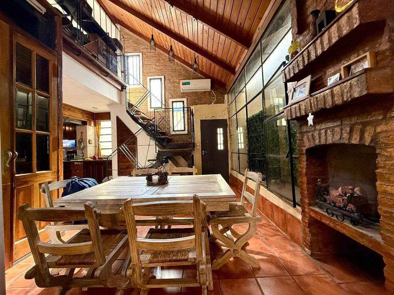 Foto de VENTA - CASA PASILLO DE 2 DORMITORIOS CON QUINCHO CERRADO Y TERRAZA, imagen 4