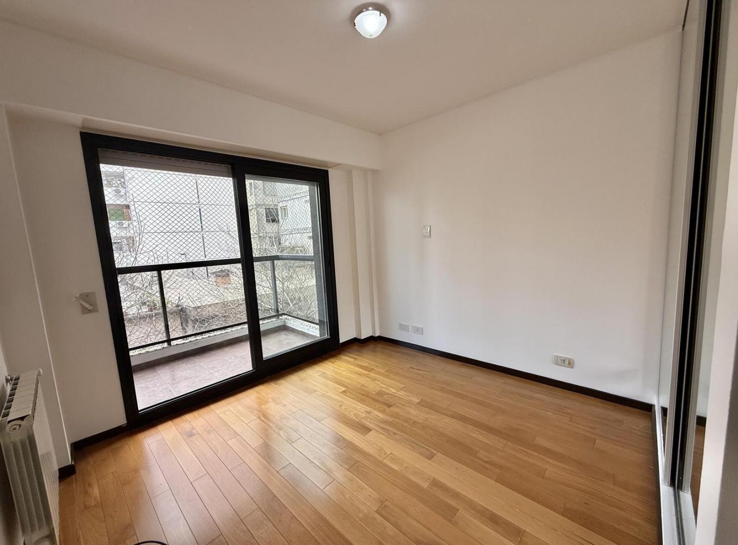Foto de EN ALQUILER - PISO EXCLUSIVO DE 2 DORMITORIOS - BARRIO MARTIN, imagen 2