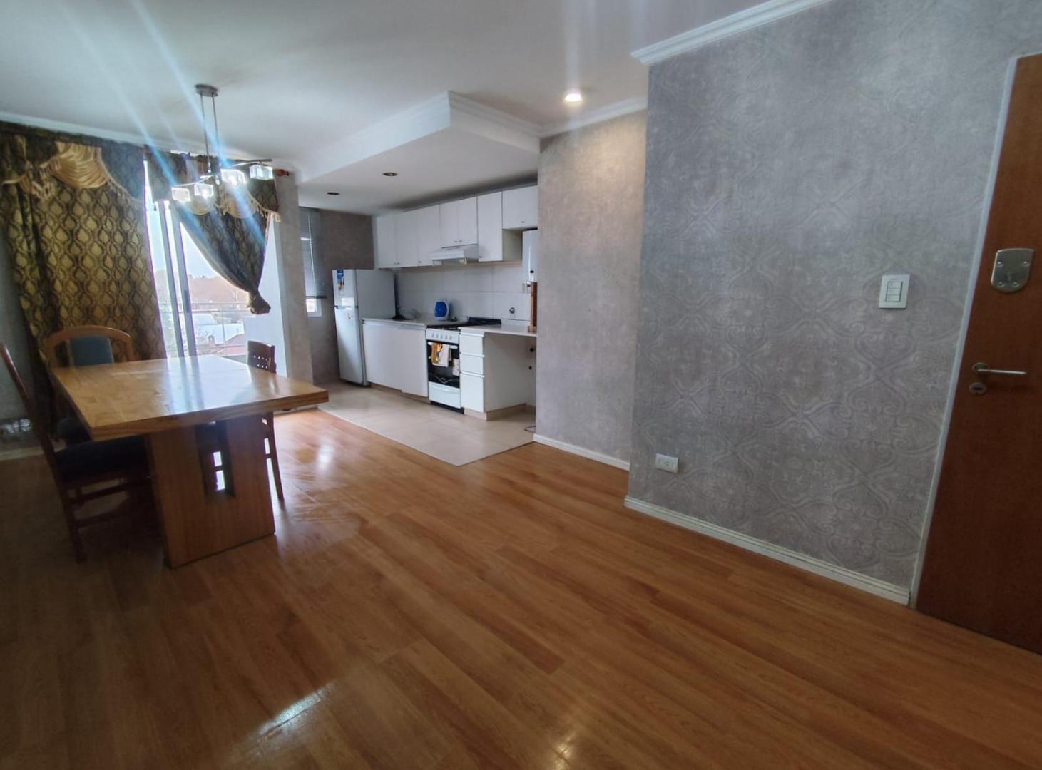 Foto de ALQUILER - DEPARTAMENTO 1 DORMITORIO CON BALCÓN - ECHESORTU, imagen 3