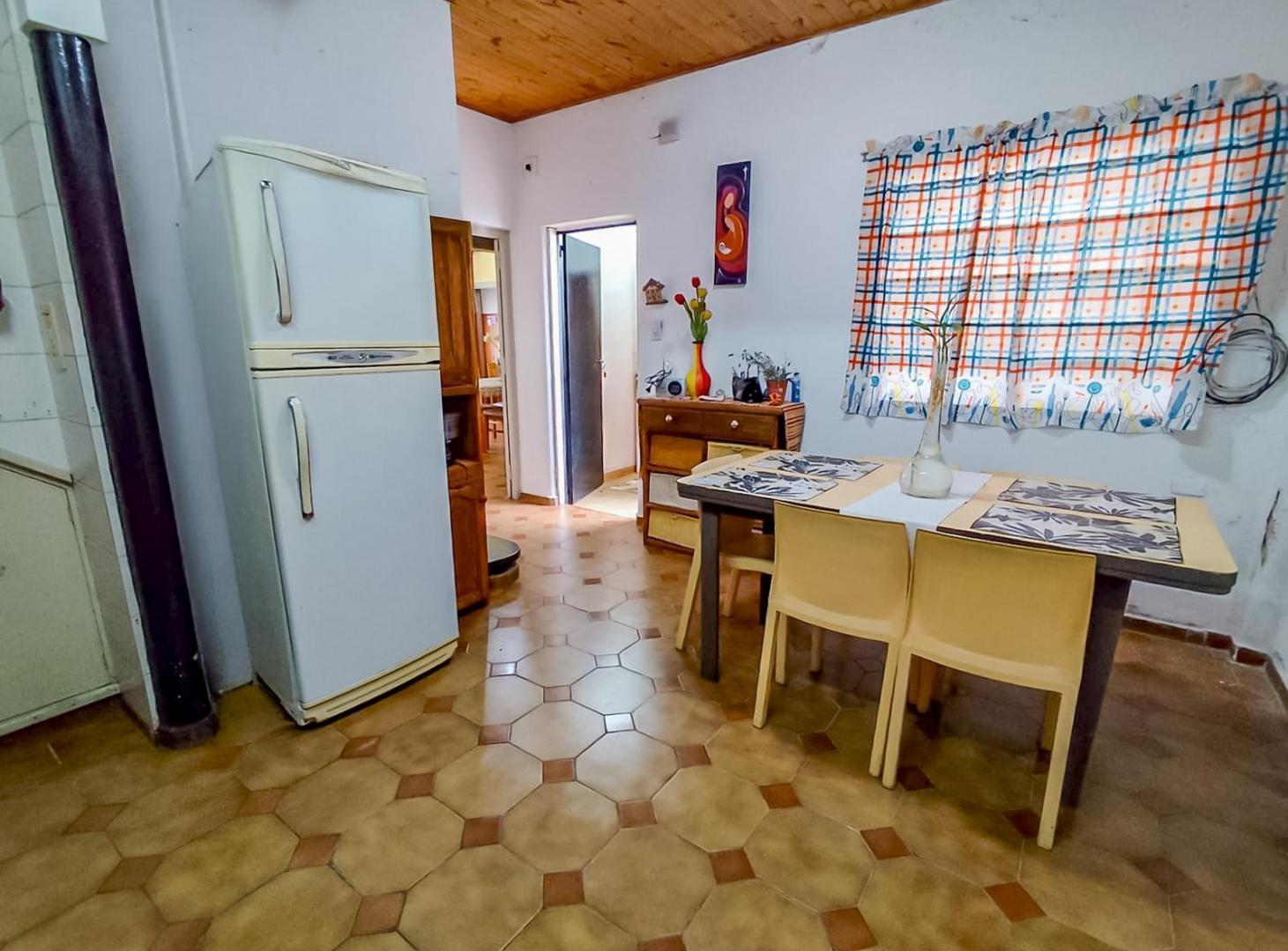 Foto de VENTA | PERMUTA - CASA 2 DORMITORIOS CON COCHERA - BARRIO BELGRANO, imagen 5