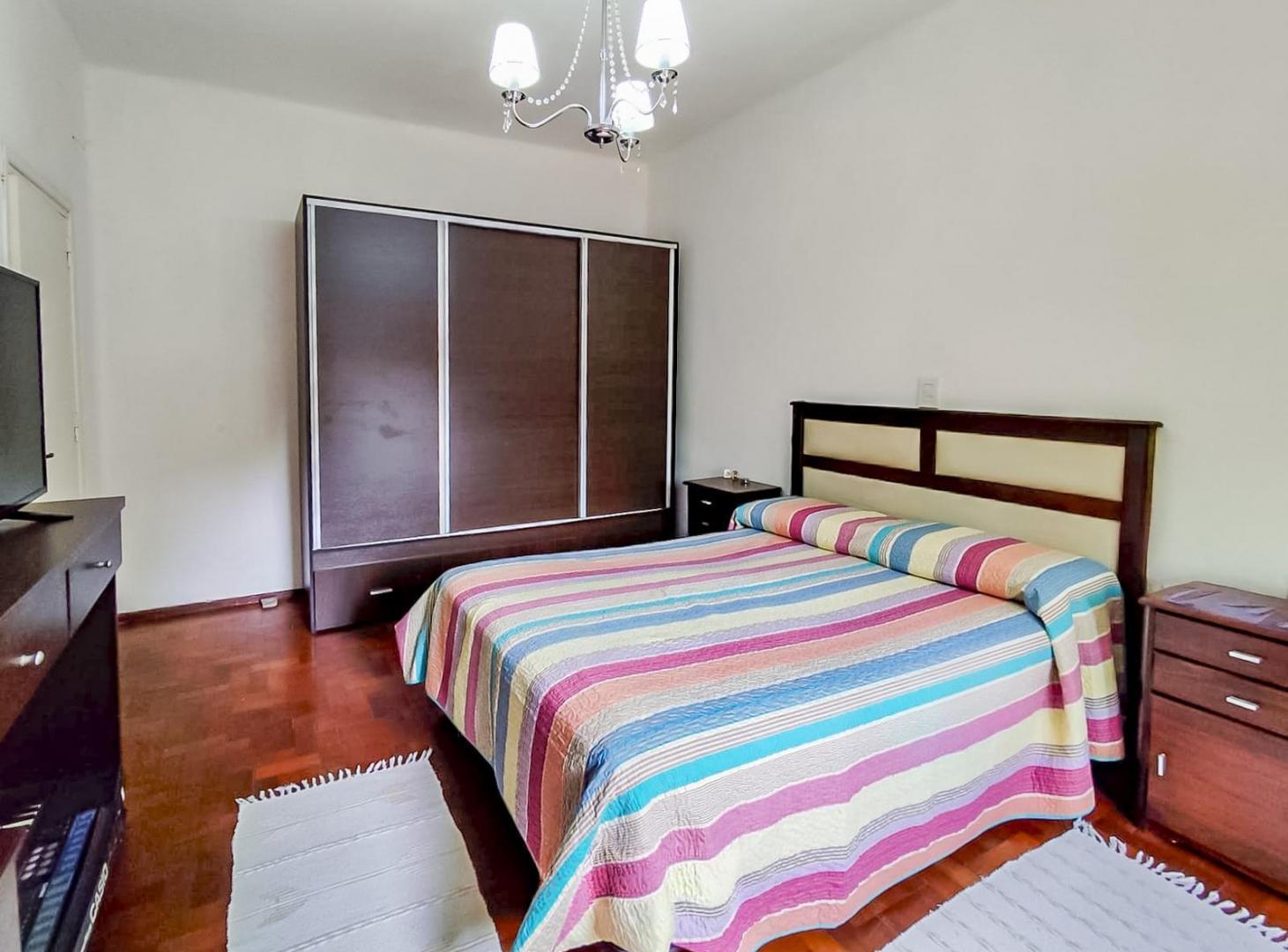 Foto de VENTA | PERMUTA - CASA 2 DORMITORIOS CON COCHERA - BARRIO BELGRANO, imagen 2