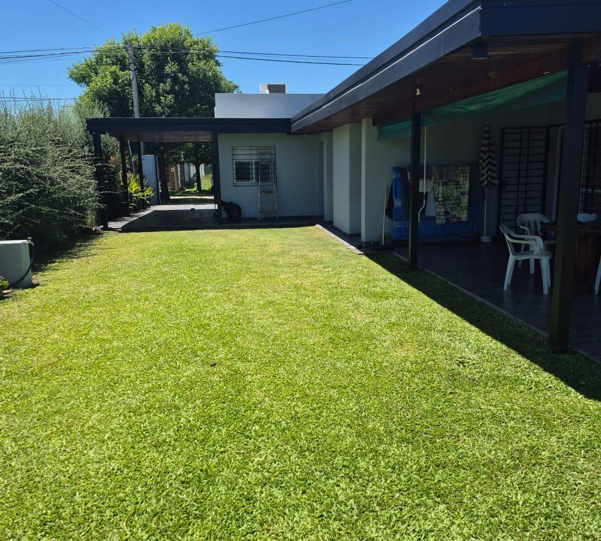 Hermosa casa en venta Punta Chacra