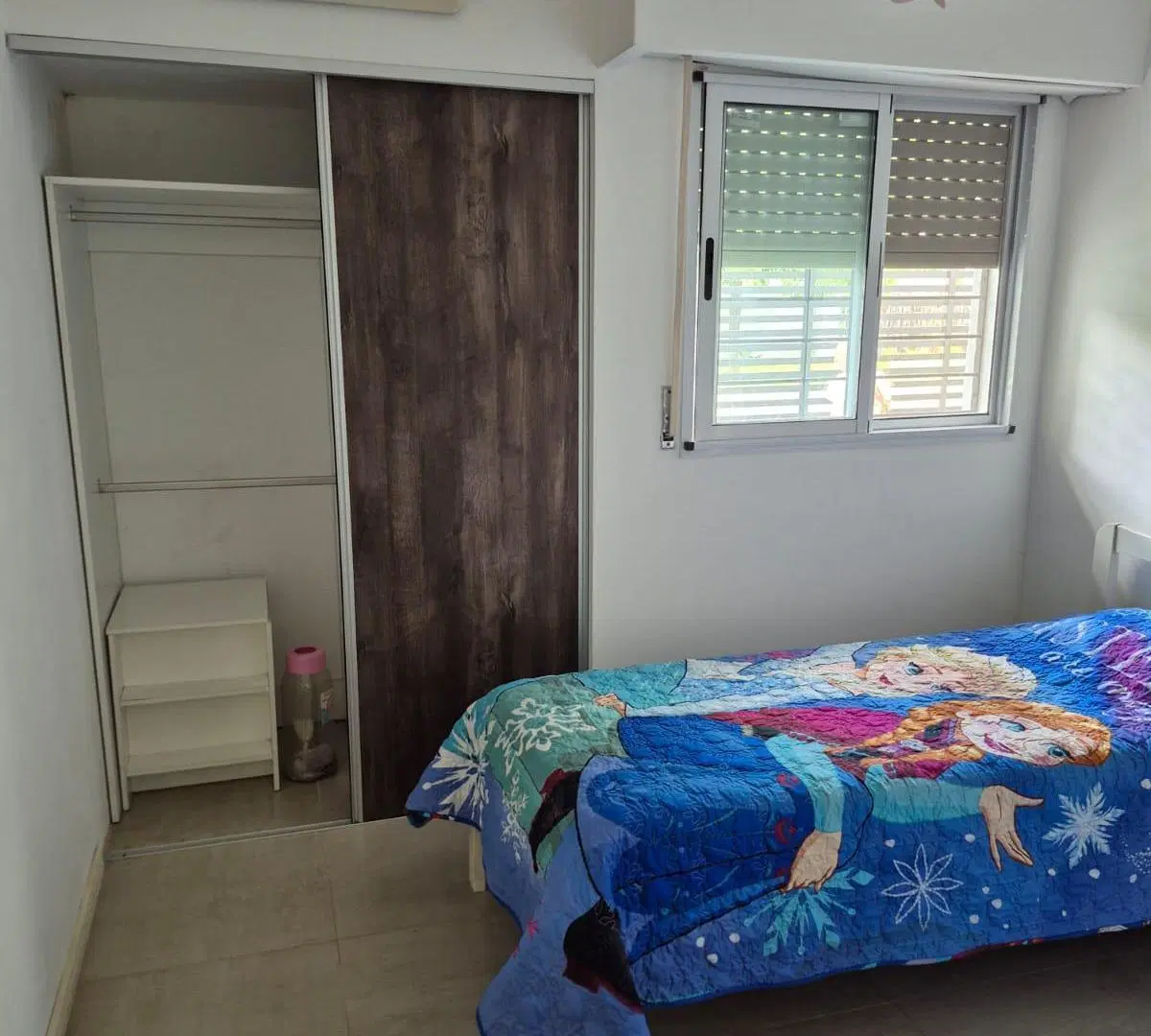 Hermosa casa en venta Punta Chacra 4