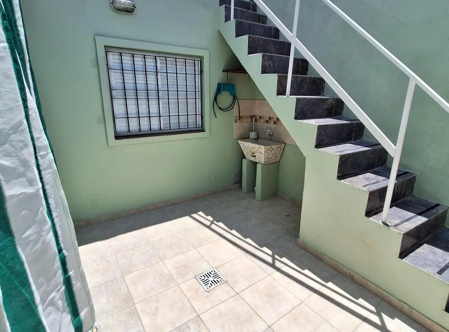 Oportunidad Casa interna 2 dormitorios 3