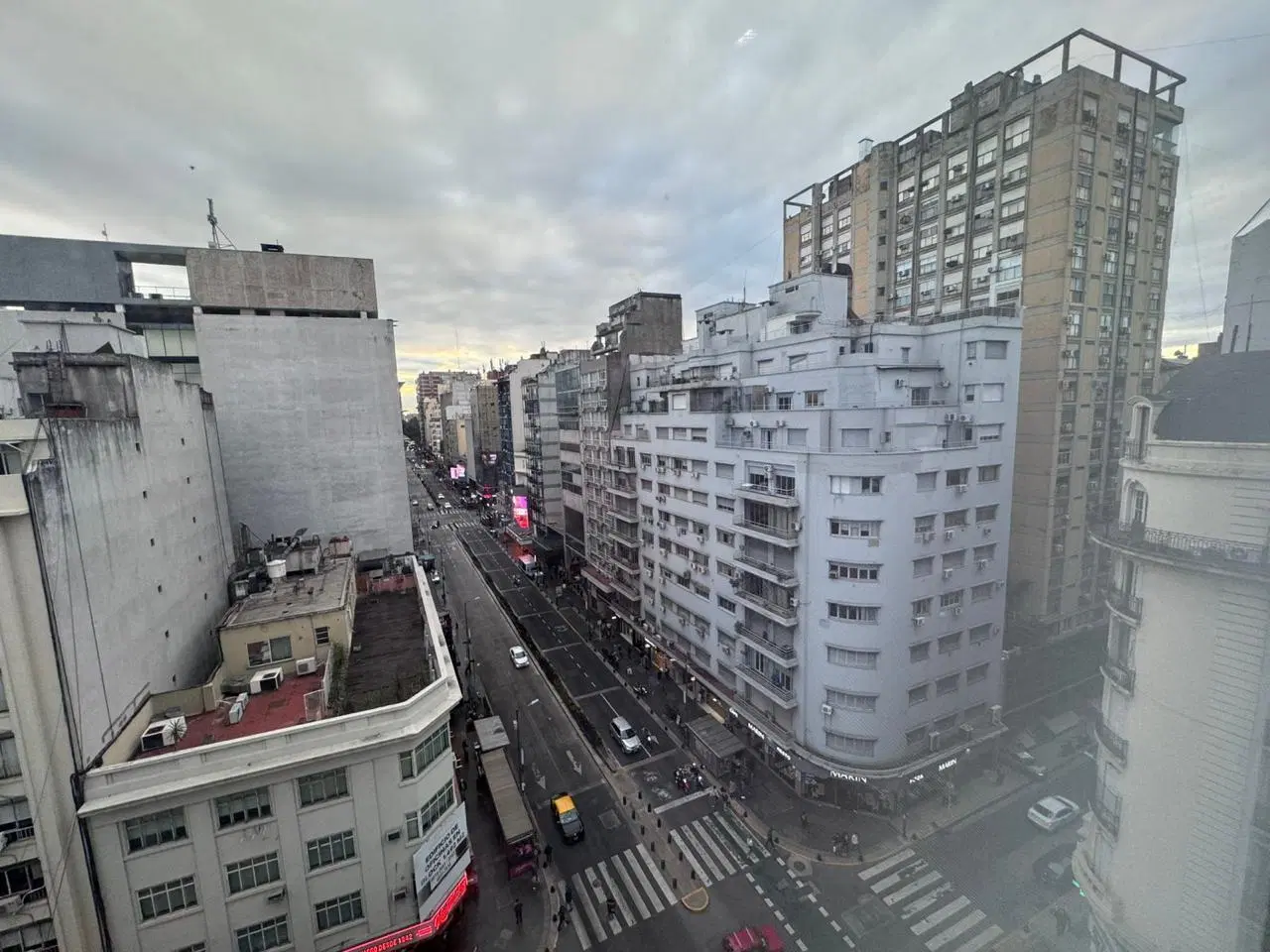 Oficina a Estrenar en Lex Tower, Av Corrientes 1400 3