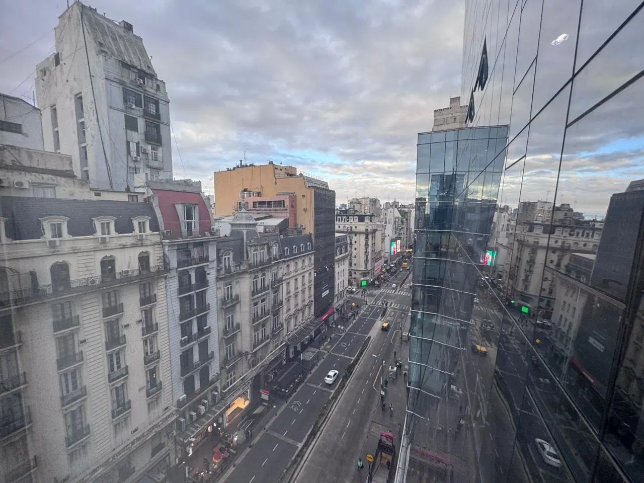 Oficina a Estrenar en Lex Tower, Av Corrientes 1400 4