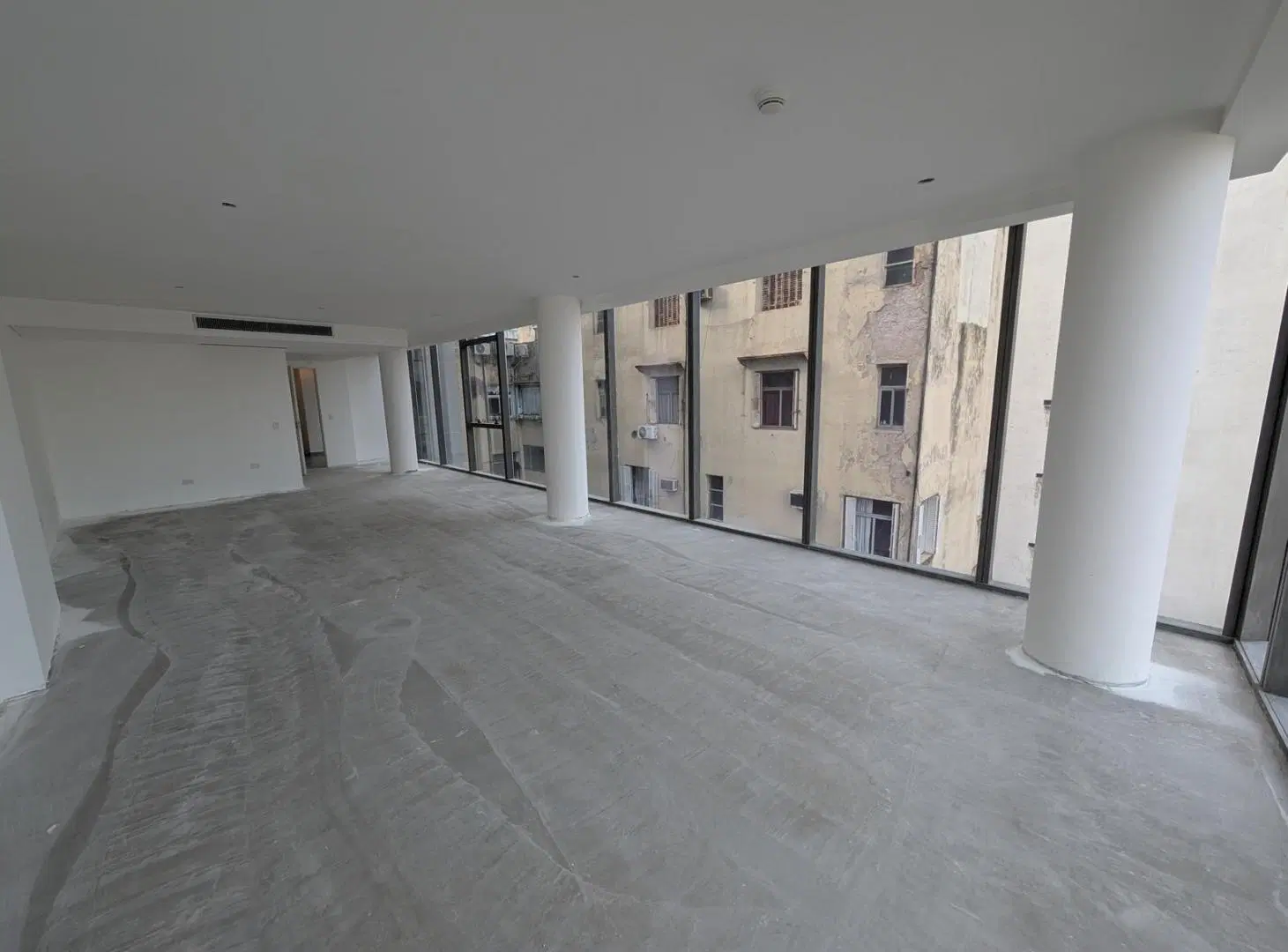 Alquier y/o Venta Oficinas AAA en Corrientes 1400 3