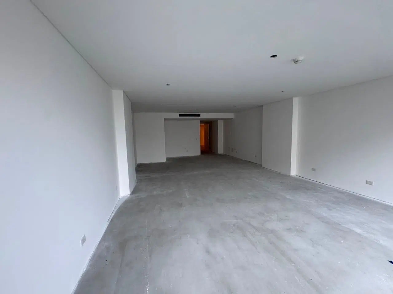 Alquiler Y Venta de Oficina AAA en Microcentro 4