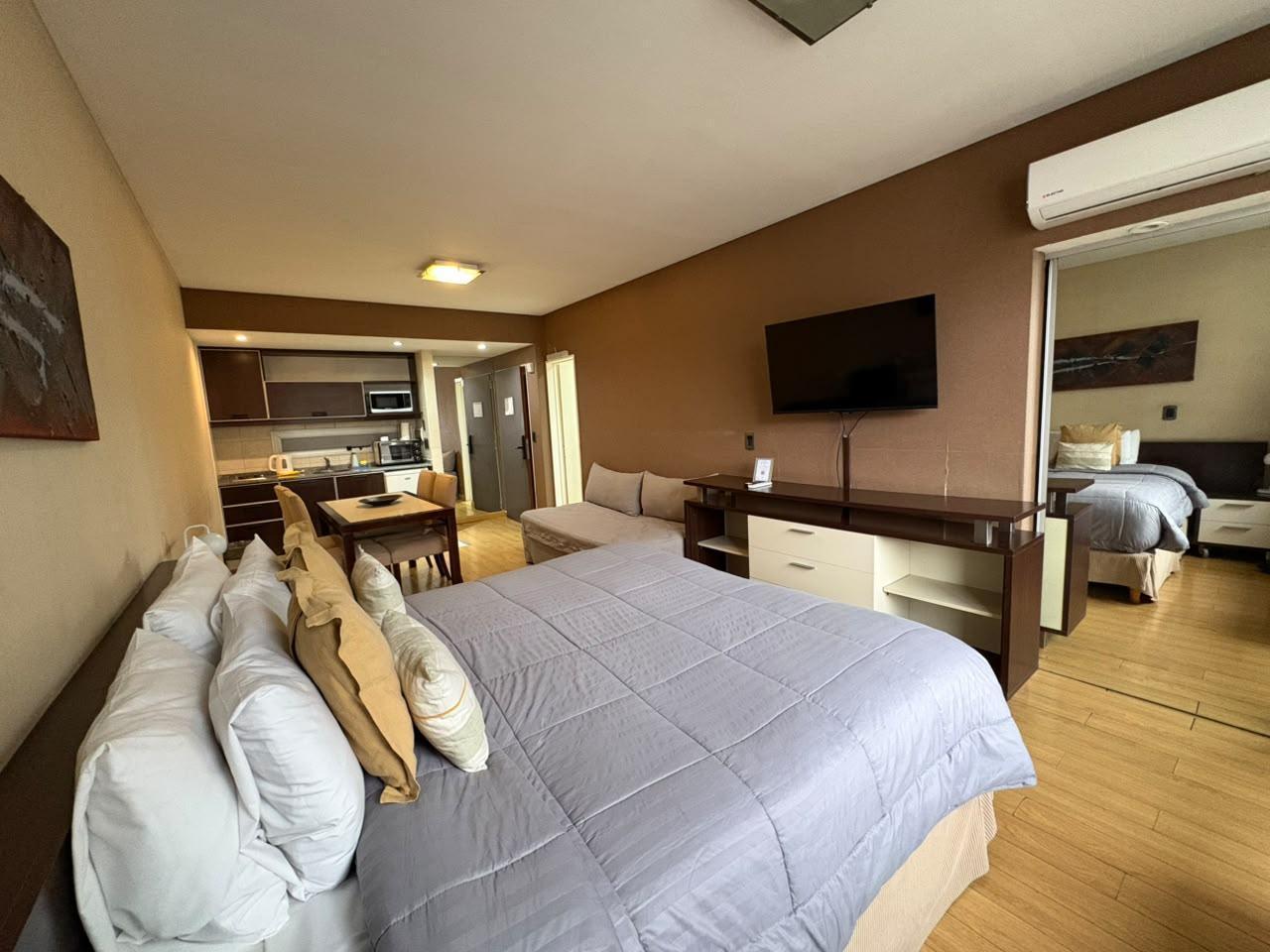 Foto de Monoambiente en Venta en Recoleta con Pileta, imagen 1