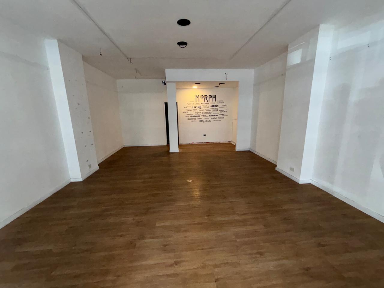 Foto de Local en Alquiler sobre Av Santa Fe, imagen 3