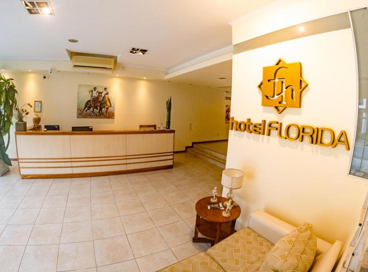 Espectacular hotel centrico con 5 pisos y 35 cocheras 4