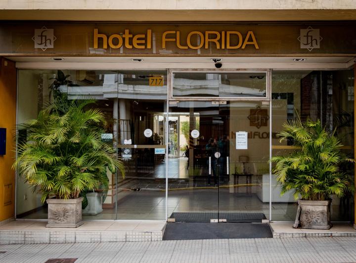 Espectacular hotel centrico con 5 pisos y 35 cocheras 3