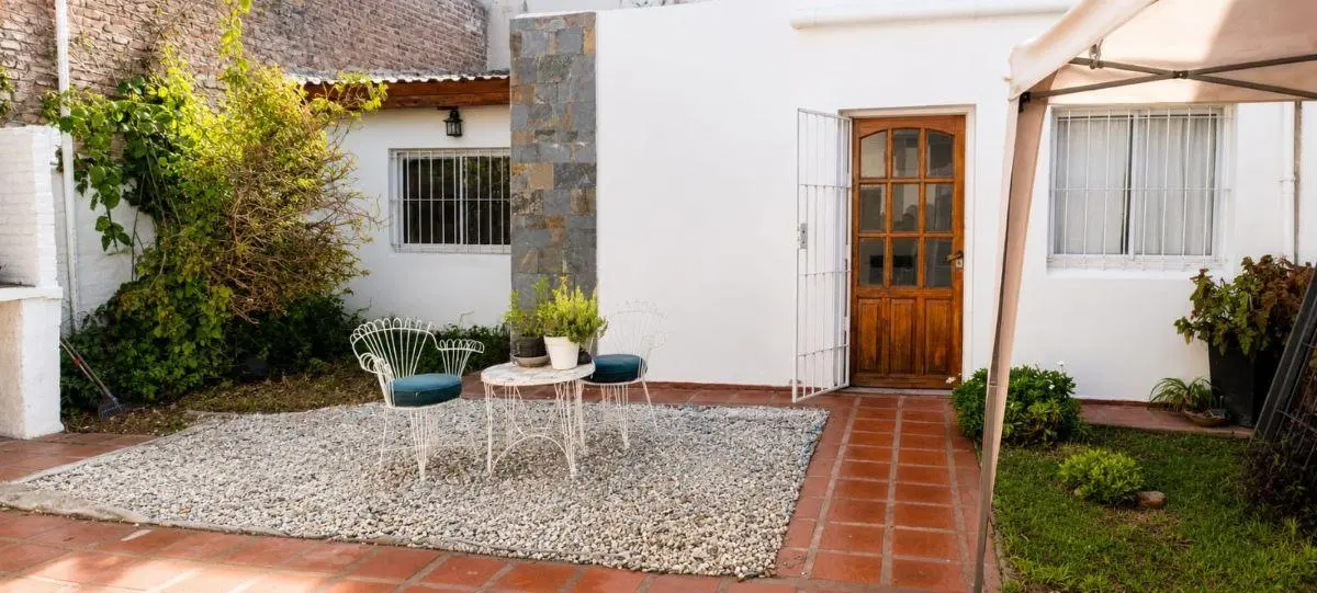 CASA + DEPARTAMENTO INDEPENDIENTE 1