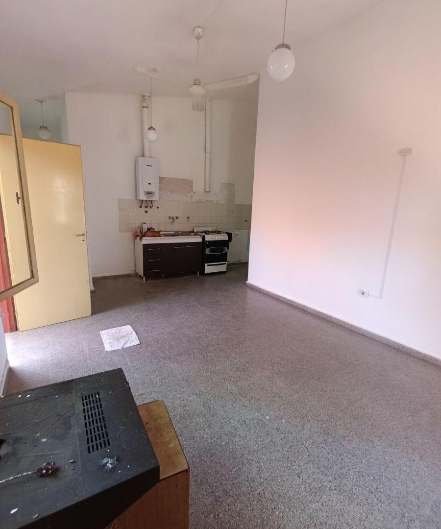 Foto de CASA APTO CREDITO CON PATIO, COCHERA Y QUINCHO, imagen 5