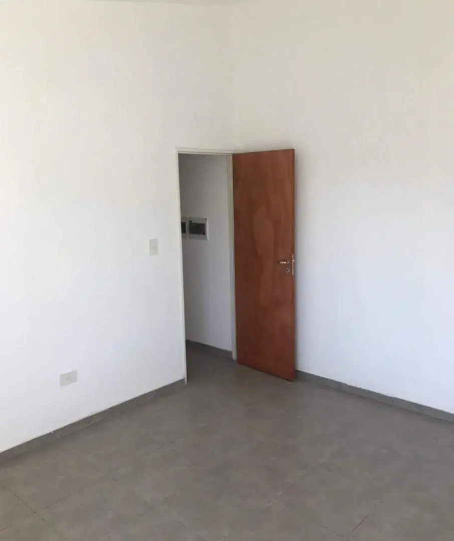 CASA CON PILETA - B° BOULEVARES DE HORIZONTE II 3
