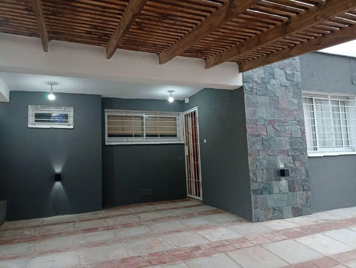 CASA CON PILETA - B° BOULEVARES DE HORIZONTE II 5