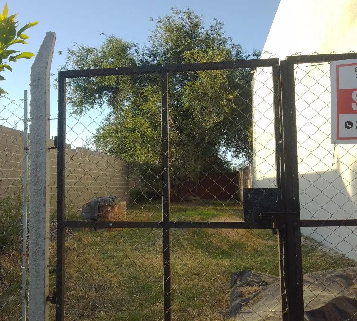 LOTE CON ESCRITURA Y SERVICIOS 3