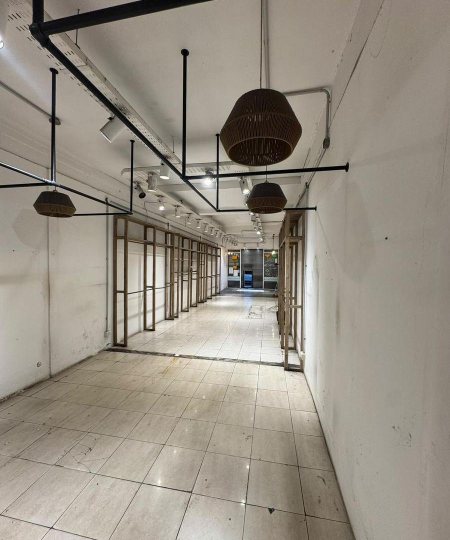 Foto de Local Comercial en Alquiler en Moron Centro, imagen 4
