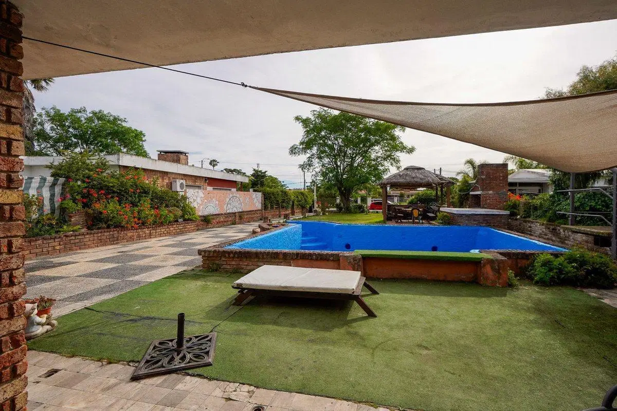 Venta Casa en Lagomar Sur con Piscina 4