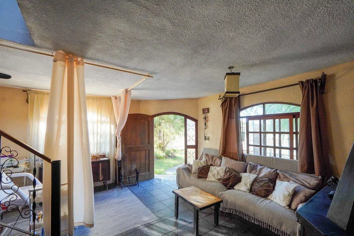 Oportunidad  Casa en Shangrilá sur +apto con renta 2