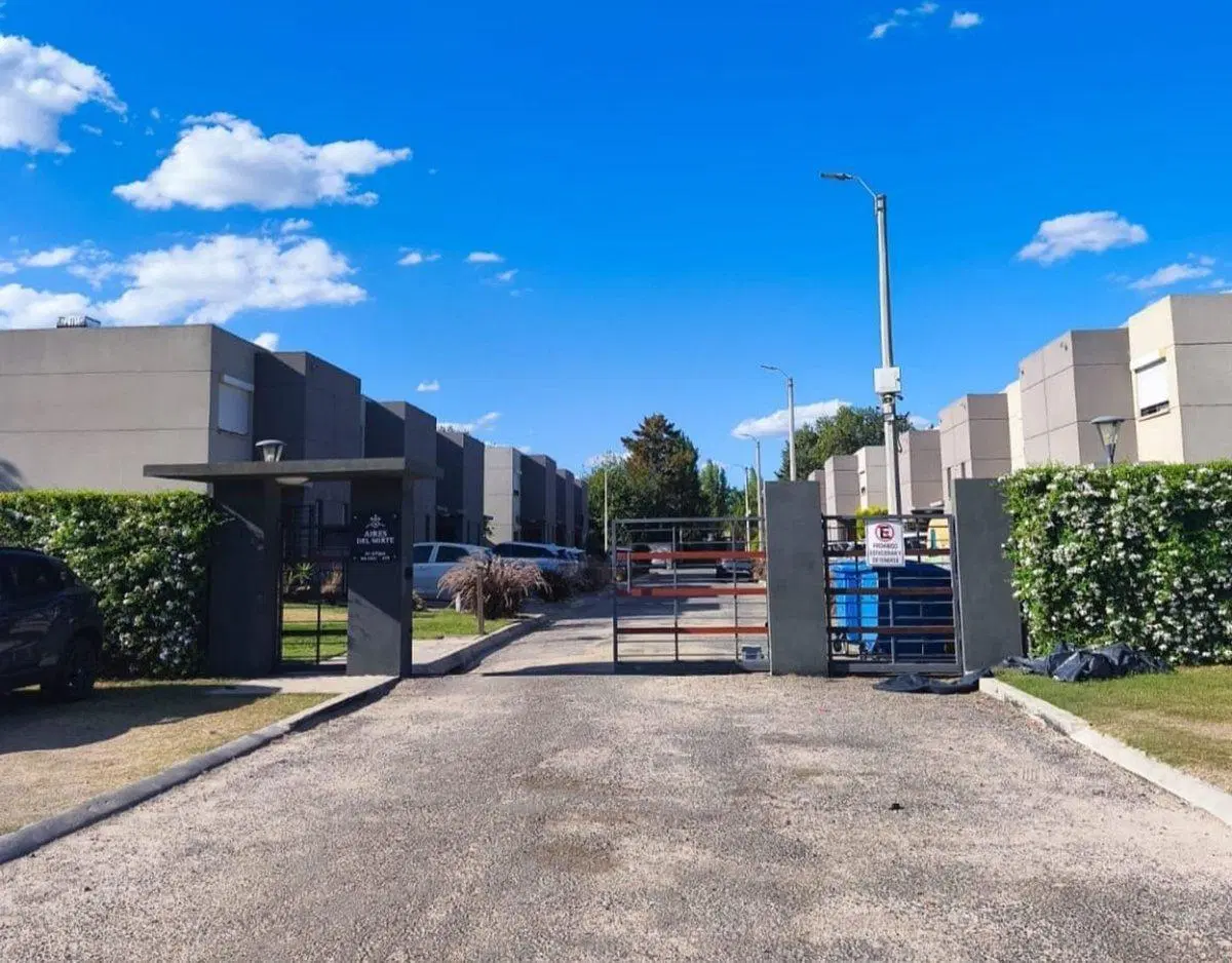 VENTA Casa 2 dor Barrio Priv. San Jose de Carrasco 5