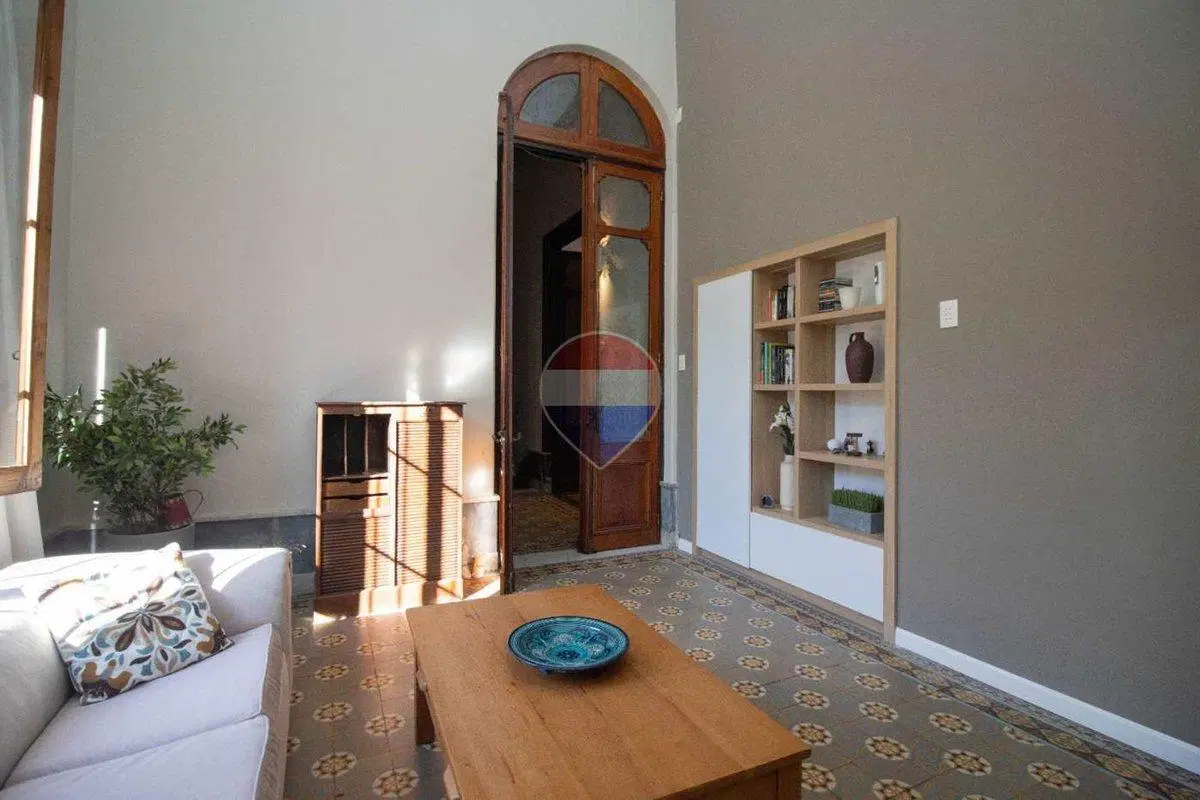VENTA DE CASA MAS APTO POCITOS RECICLADA 5