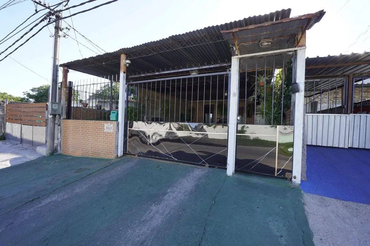 Venta casa en Jardines, ideal renta o familia 5