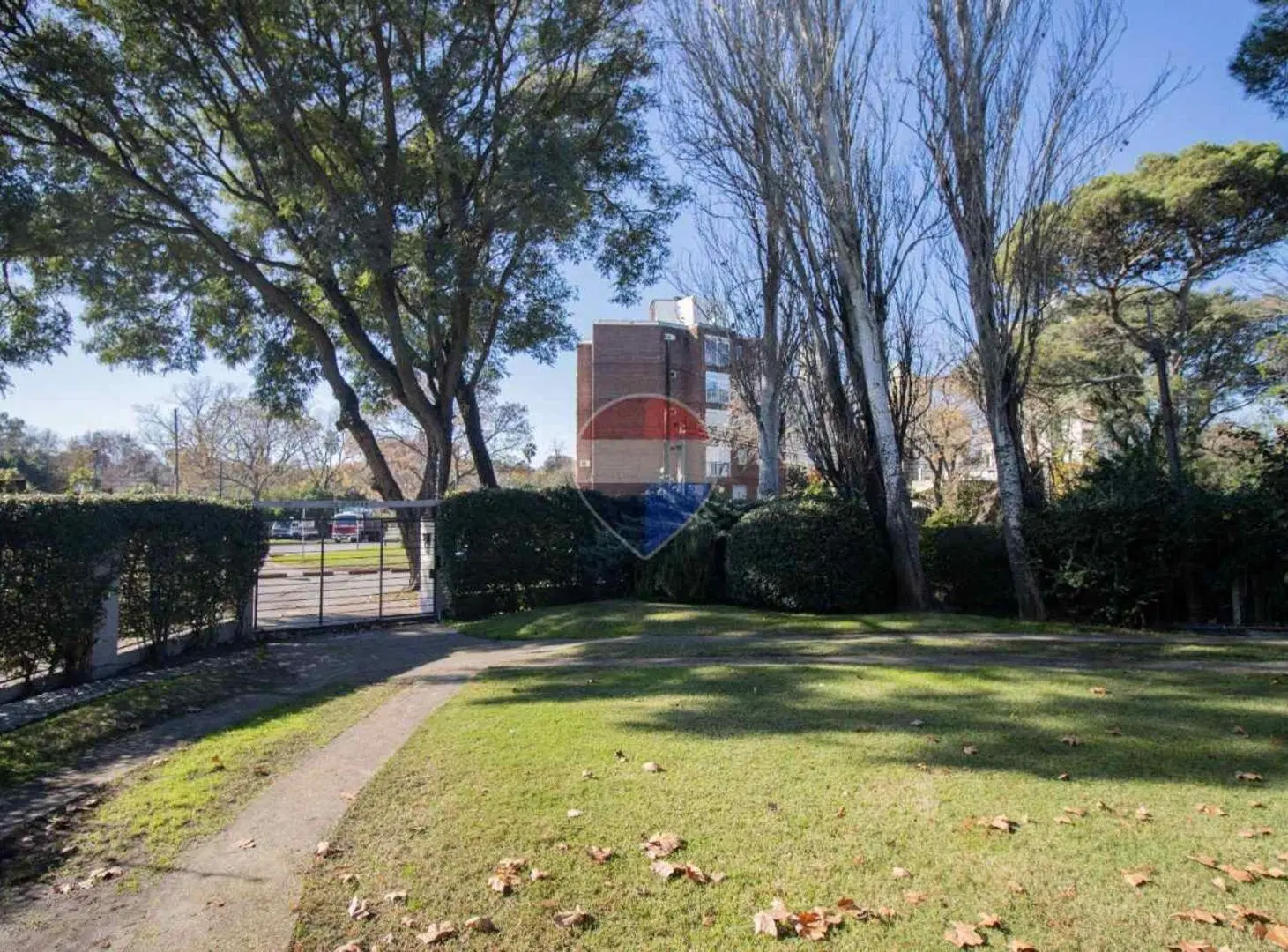 Malvín Casa 1 Planta 940m² Terreno C/ Piscina 2