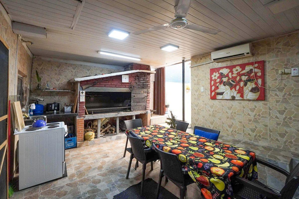 Foto de Venta casa en Jardines, ideal renta o familia, imagen 4
