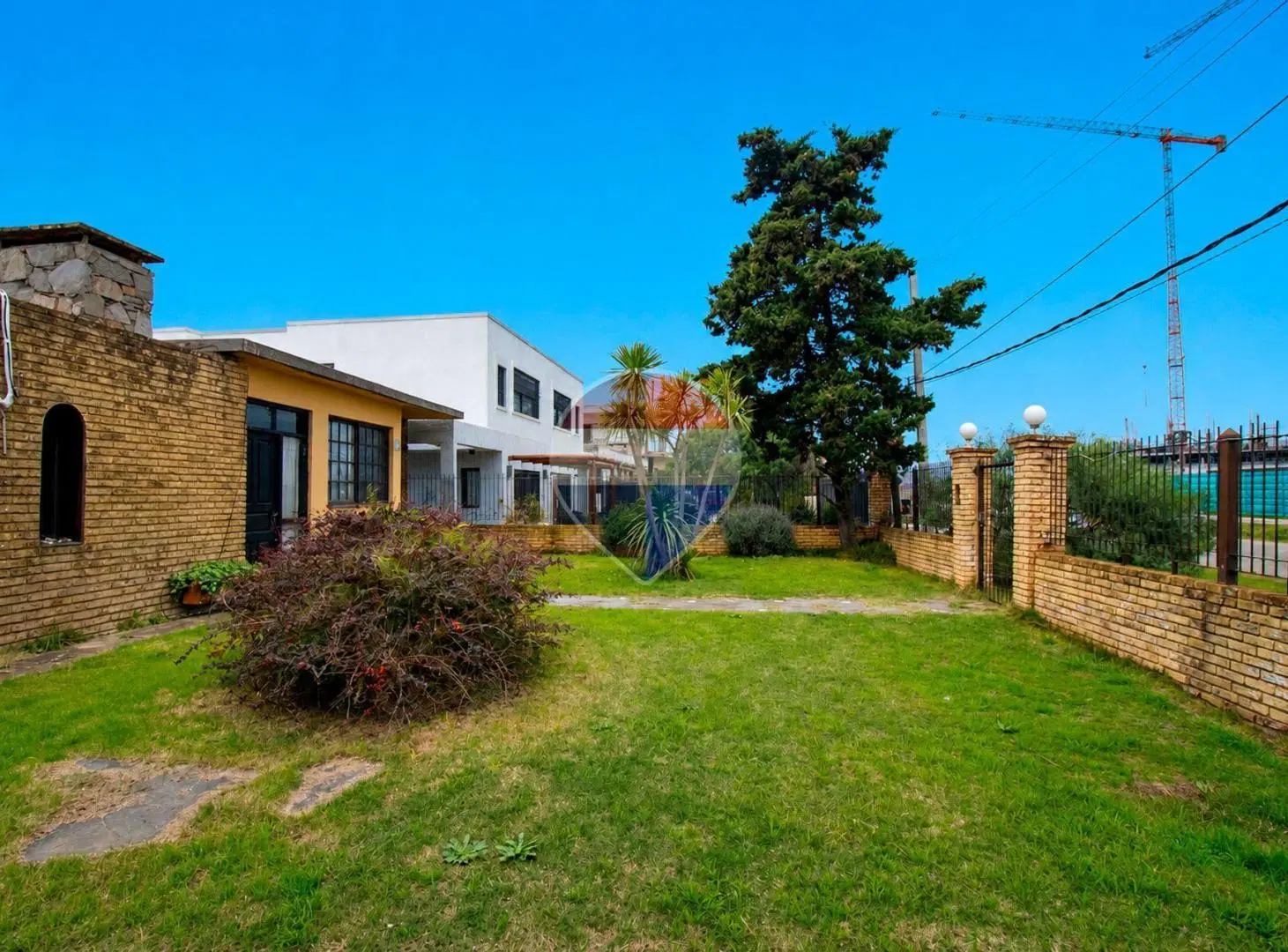 Casa en venta -Barra de Carrasco, a pasos del mar 2
