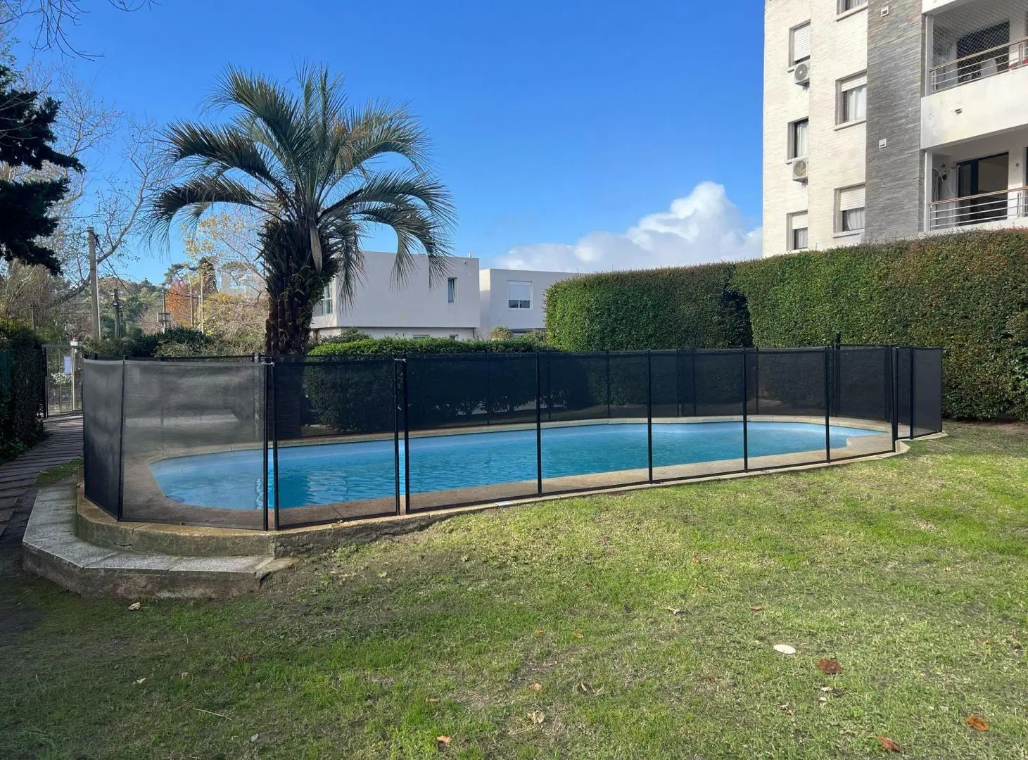 Apto c/jardín 2 dorm frente al mar Barra Carrasco 4