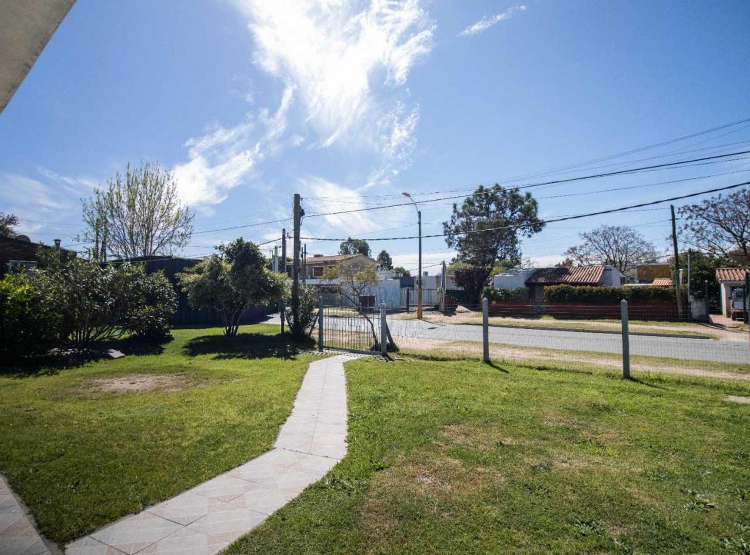 Foto de VENTA Casa Solymar Sur, 3 dormitorios, potencial, imagen 4