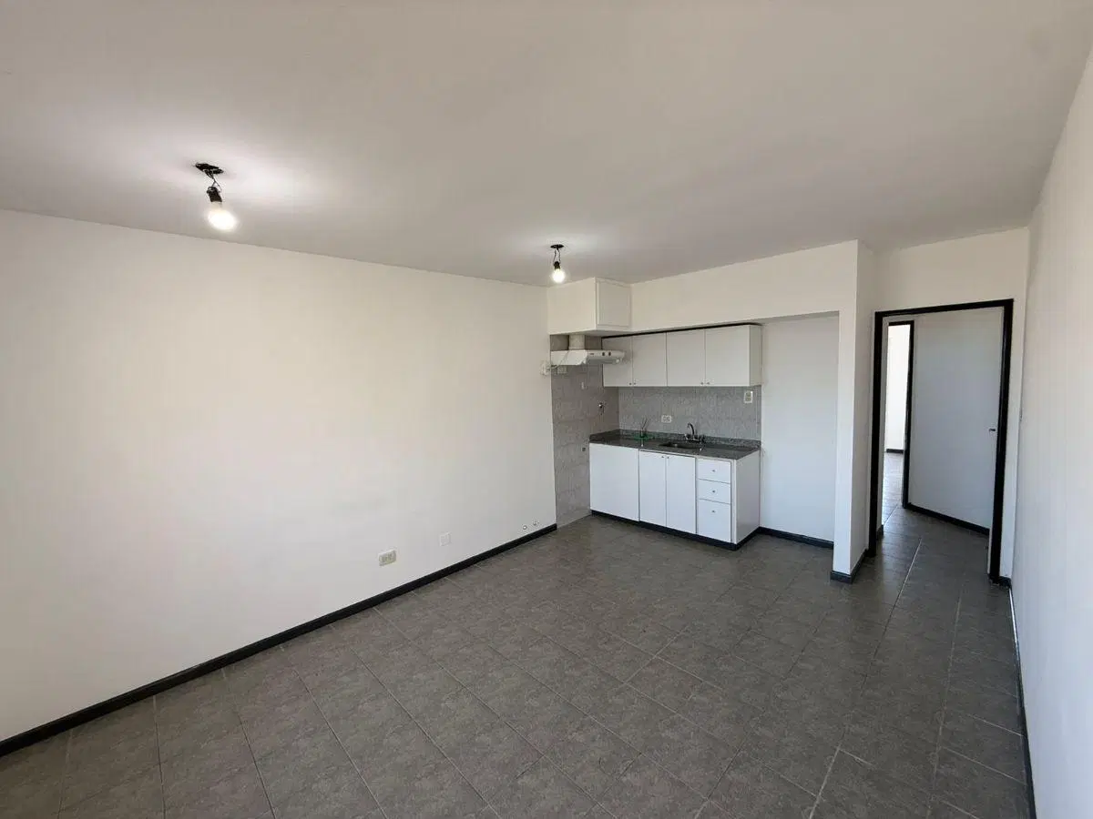 Departamento de 2 ambientes en Bernal Oeste 4